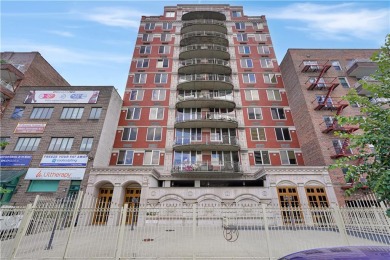 Beach Condo For Sale in New York, New York