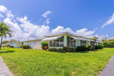 Beach Home For Sale in Boynton Beach, Florida
