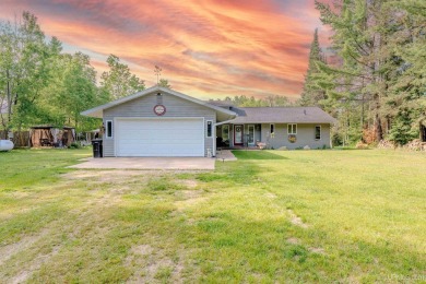 Beach Home For Sale in Manistique, Michigan