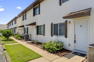 Beach Townhome/Townhouse Sale Pending in Destin, Florida