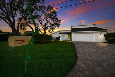 Beach Home For Sale in Sarasota, Florida