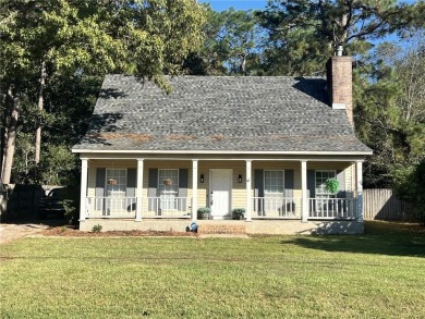 Beach Home For Sale in Daphne, Alabama