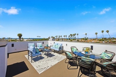 Beach Townhome/Townhouse For Sale in Redondo Beach, California