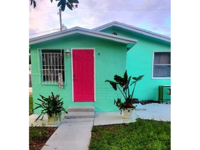 Beach Home For Sale in Hollywood, Florida