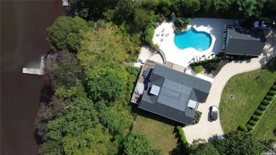 Beach Home For Sale in East Quogue, New York