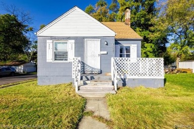 Beach Home For Sale in Detroit, Michigan