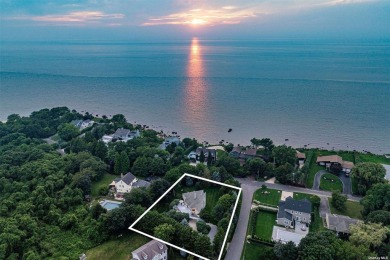 Beach Home For Sale in Greenport, New York