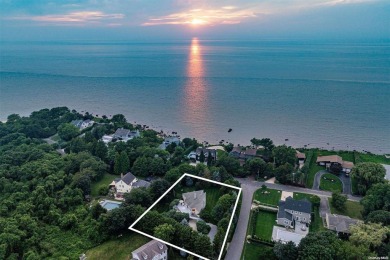 Beach Home For Sale in Southold, New York