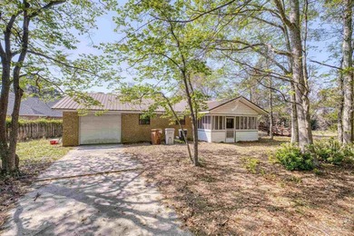 Beach Home For Sale in Gulf Breeze, Florida