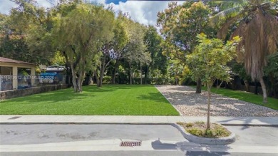 Beach Lot For Sale in Miami, Florida