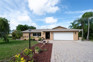 Beach Home For Sale in Fort Myers, Florida