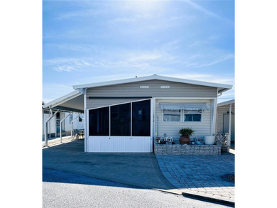 Beach Home For Sale in Bradenton, Florida