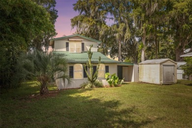 Beach Home For Sale in Crystal River, Florida