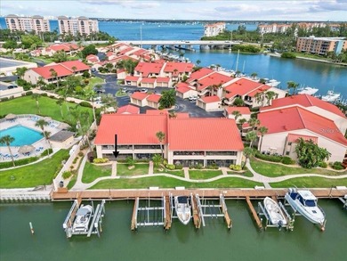 Beach Condo For Sale in St. Petersburg, Florida