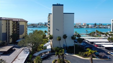 Beach Condo For Sale in Clearwater Beach, Florida