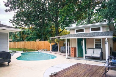 Beach Home Sale Pending in Fort Walton Beach, Florida