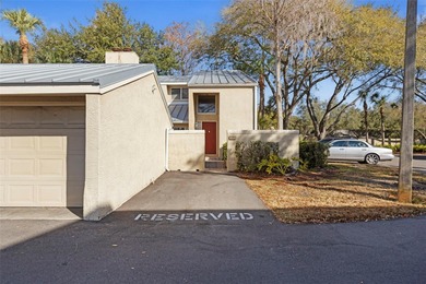 Beach Townhome/Townhouse For Sale in Tampa, Florida