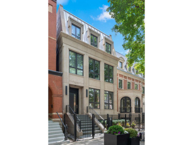 Beach Home For Sale in Chicago, Illinois