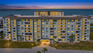 Beach Condo For Sale in Dunedin, Florida