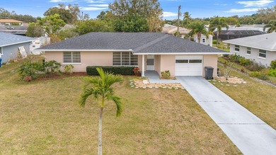 Beach Home Sale Pending in Bradenton, Florida