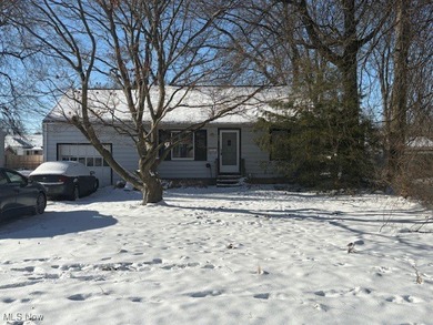 Beach Home Sale Pending in Eastlake, Ohio