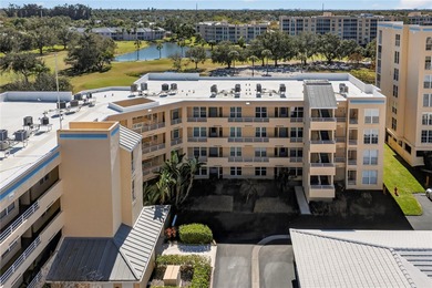 Beach Condo Sale Pending in Bradenton, Florida