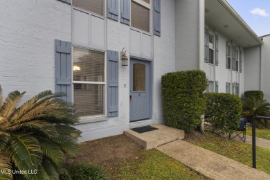 Beach Condo For Sale in Ocean Springs, Mississippi