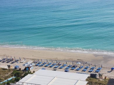 Beach Condo For Sale in Hollywood, Florida