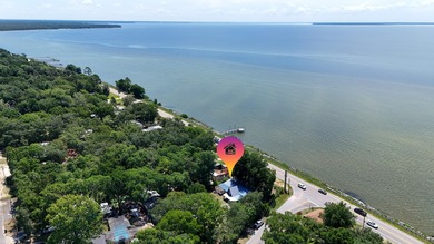 Beach Home For Sale in Niceville, Florida