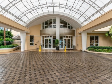 Beach Condo For Sale in Miami, Florida