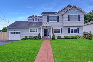 Beach Home For Sale in West Islip, New York