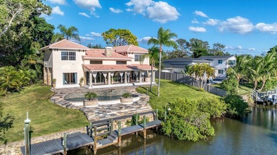 Beach Home For Sale in Sarasota, Florida