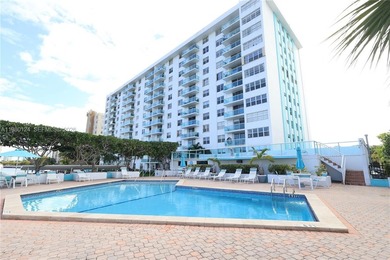 Beach Condo For Sale in North Miami Beach, Florida