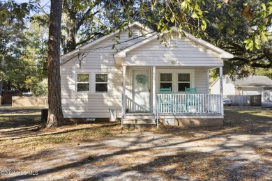 Beach Home Sale Pending in Wilmington, North Carolina