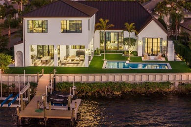 Beach Home For Sale in Bradenton, Florida