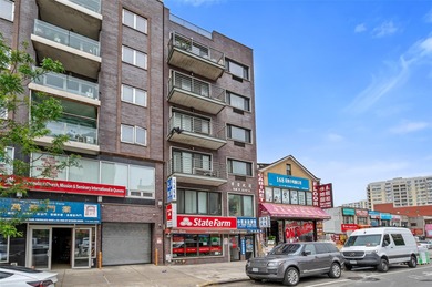Beach Condo Sale Pending in Flushing, New York