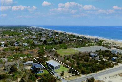 Beach Home For Sale in Amagansett, New York