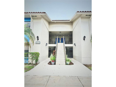 Beach Condo Sale Pending in West Palm Beach, Florida