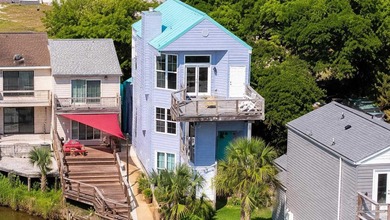Beach Home For Sale in Pensacola, Florida
