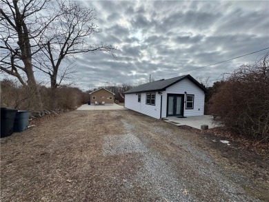 Beach Home For Sale in Narragansett, Rhode Island
