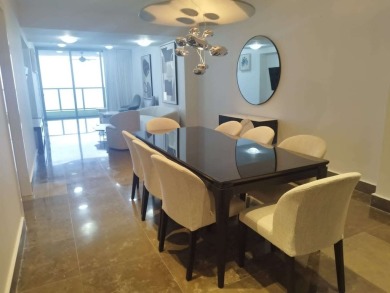 Beach Home For Sale in Panamá,