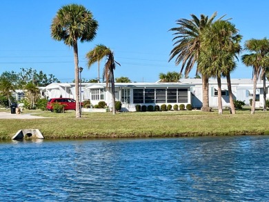 Beach Home For Sale in Venice, Florida