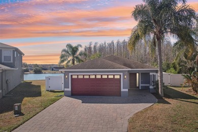 Beach Home Sale Pending in Land O Lakes, Florida