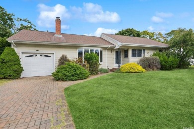 Beach Home Sale Pending in Hampton Bays, New York