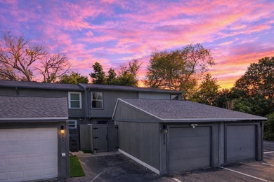 Beach Townhome/Townhouse For Sale in St. Petersburg, Florida