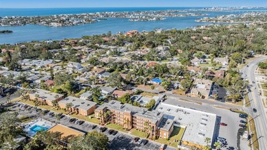 Beach Condo For Sale in Largo, Florida