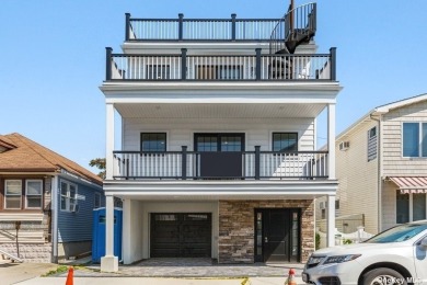 Beach Home For Sale in Long Beach, New York