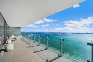 Beach Condo For Sale in Miami, Florida