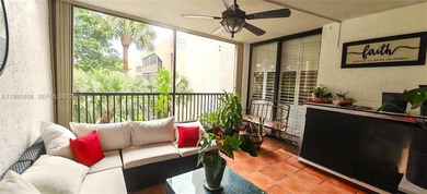 Beach Condo For Sale in Hollywood, Florida