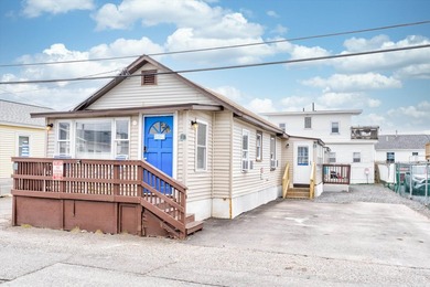 Home For Sale in Hampton image photo picture